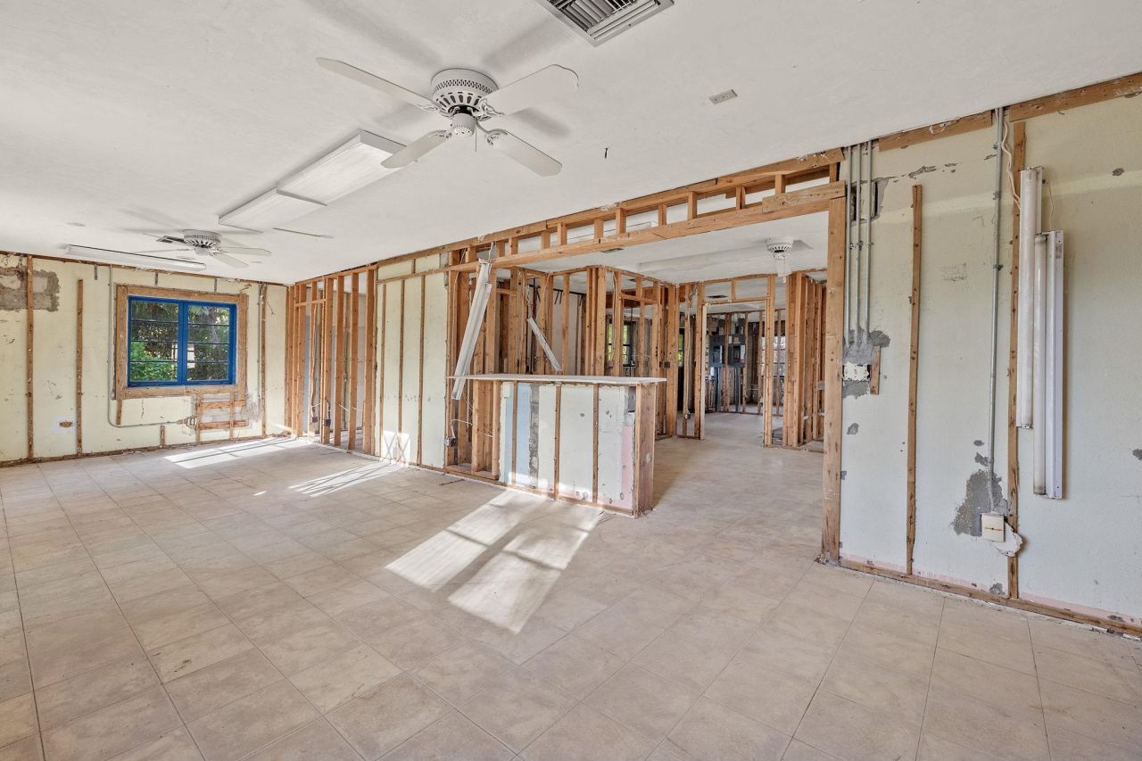 1544 Periwinkle Way, Sanibel, FL 33957 Photo