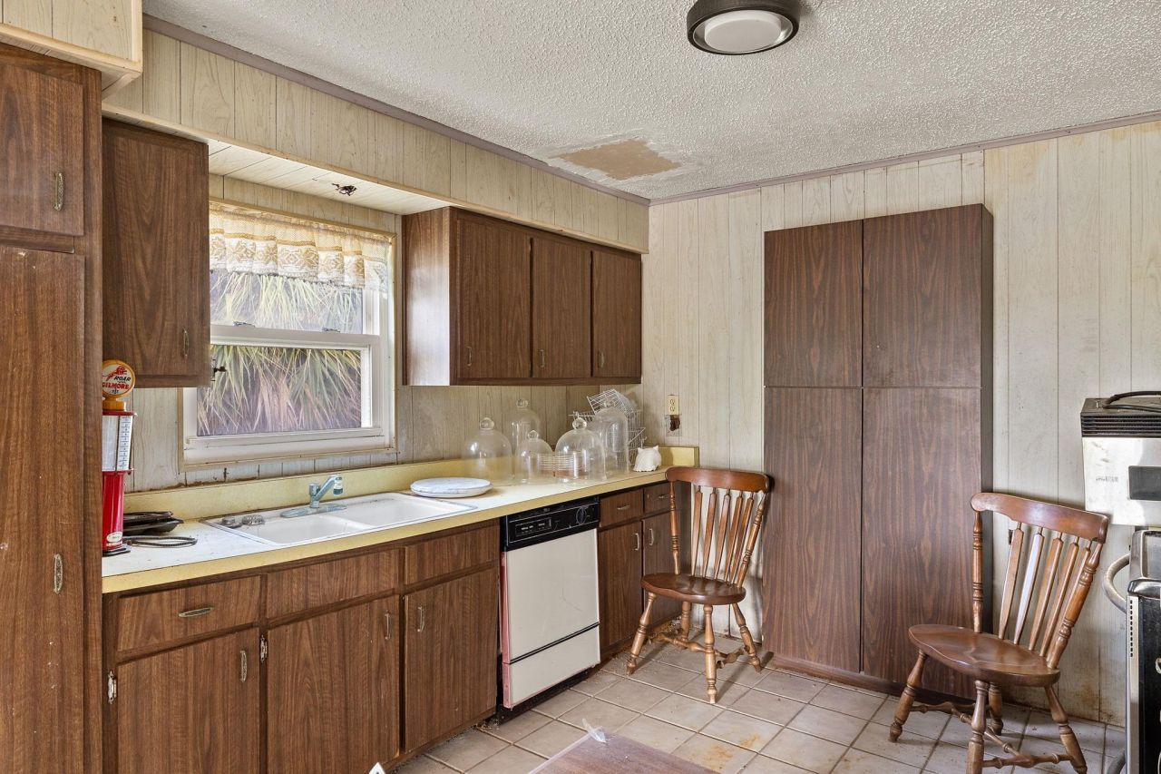 905 Fitzhugh St, Sanibel, FL 33957 Photo