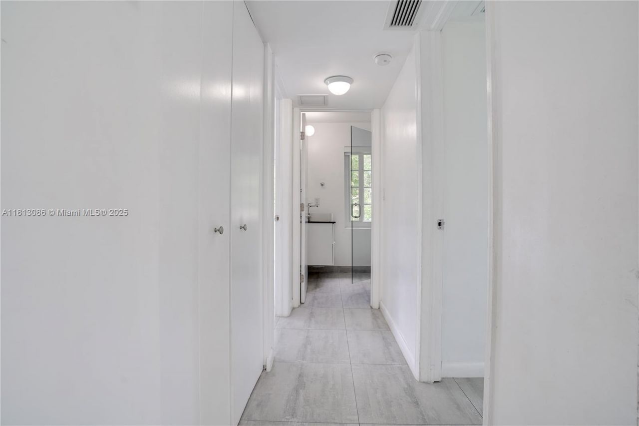 1201 S Biscayne Point Rd, Miami Beach, FL 33141 Photo