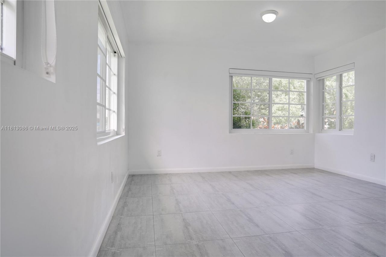 1201 S Biscayne Point Rd, Miami Beach, FL 33141 Photo