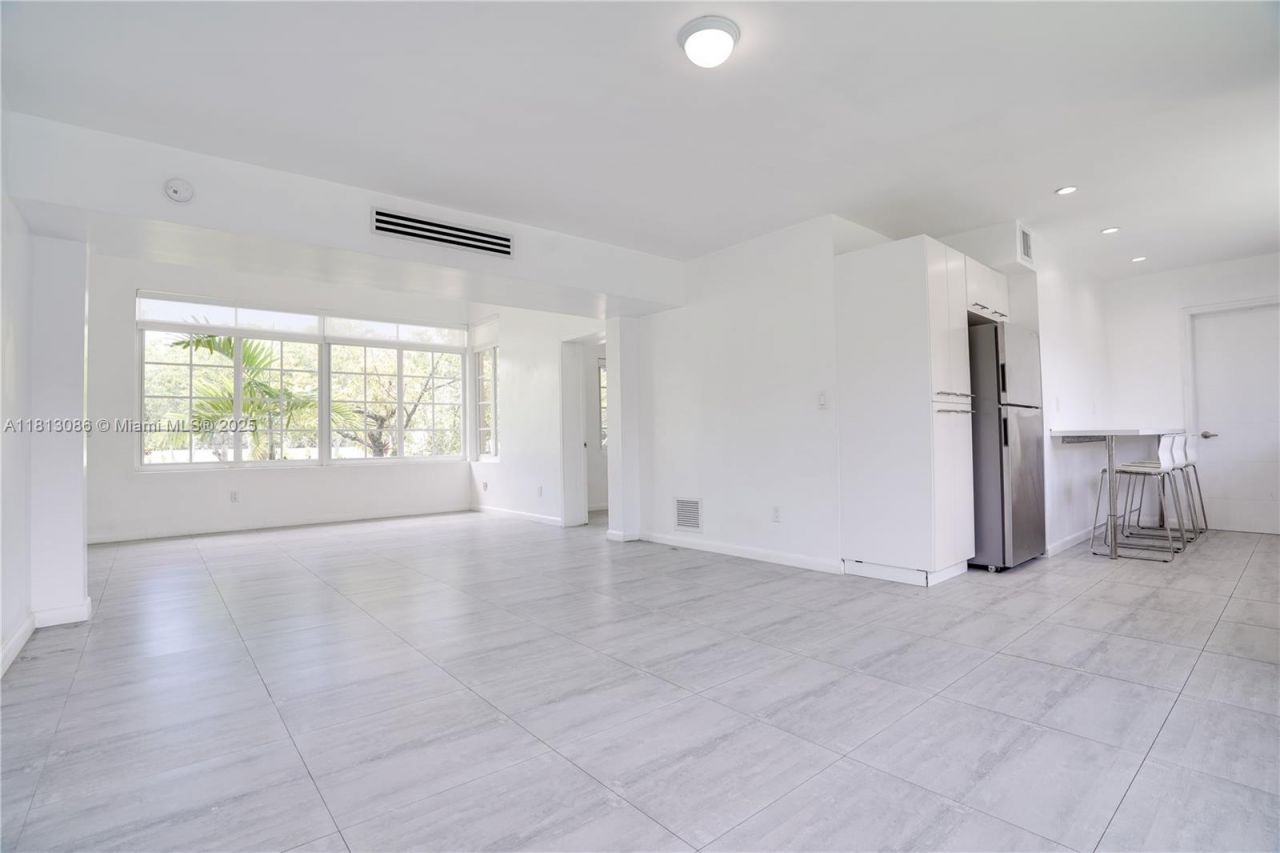 1201 S Biscayne Point Rd, Miami Beach, FL 33141 Photo