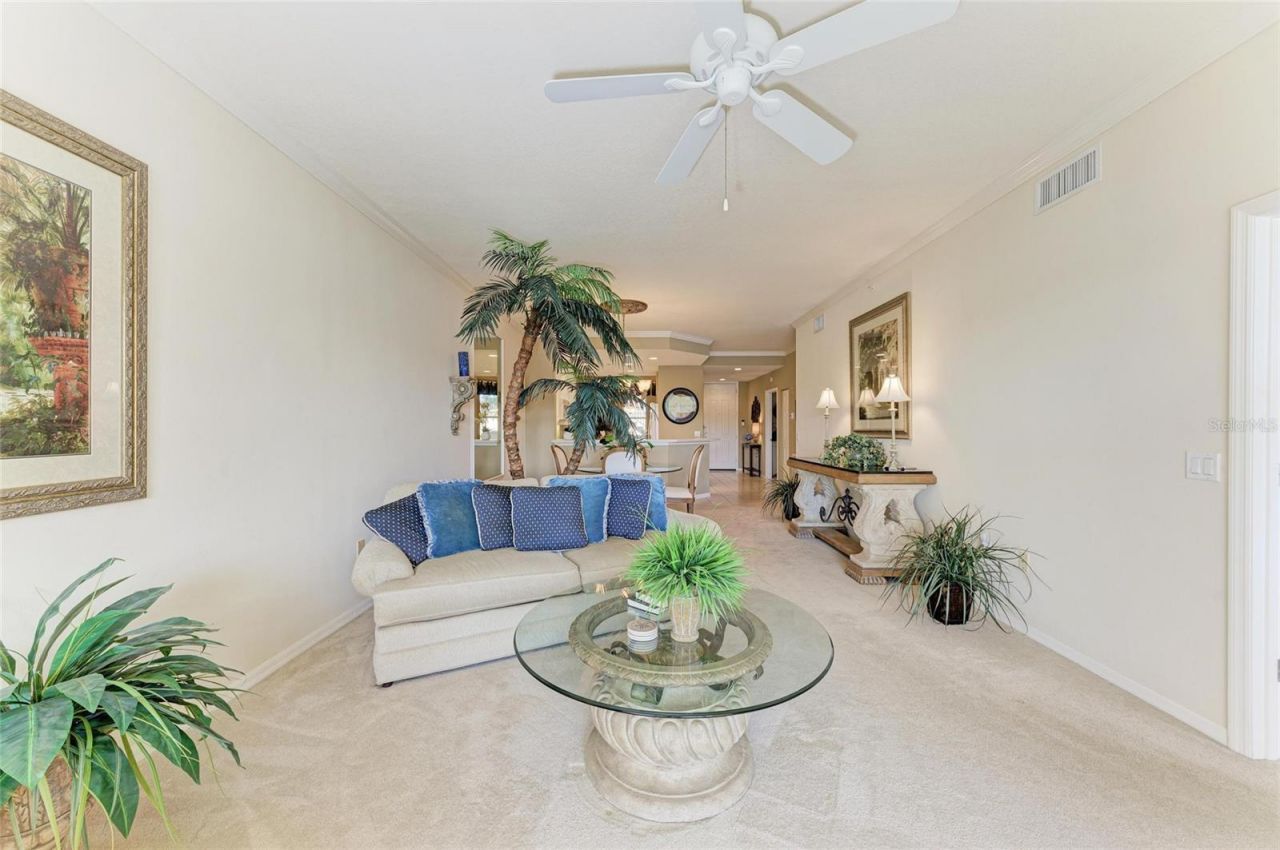8422 Wethersfield Run, Unit 103, Lakewood Ranch, FL 34202 Photo