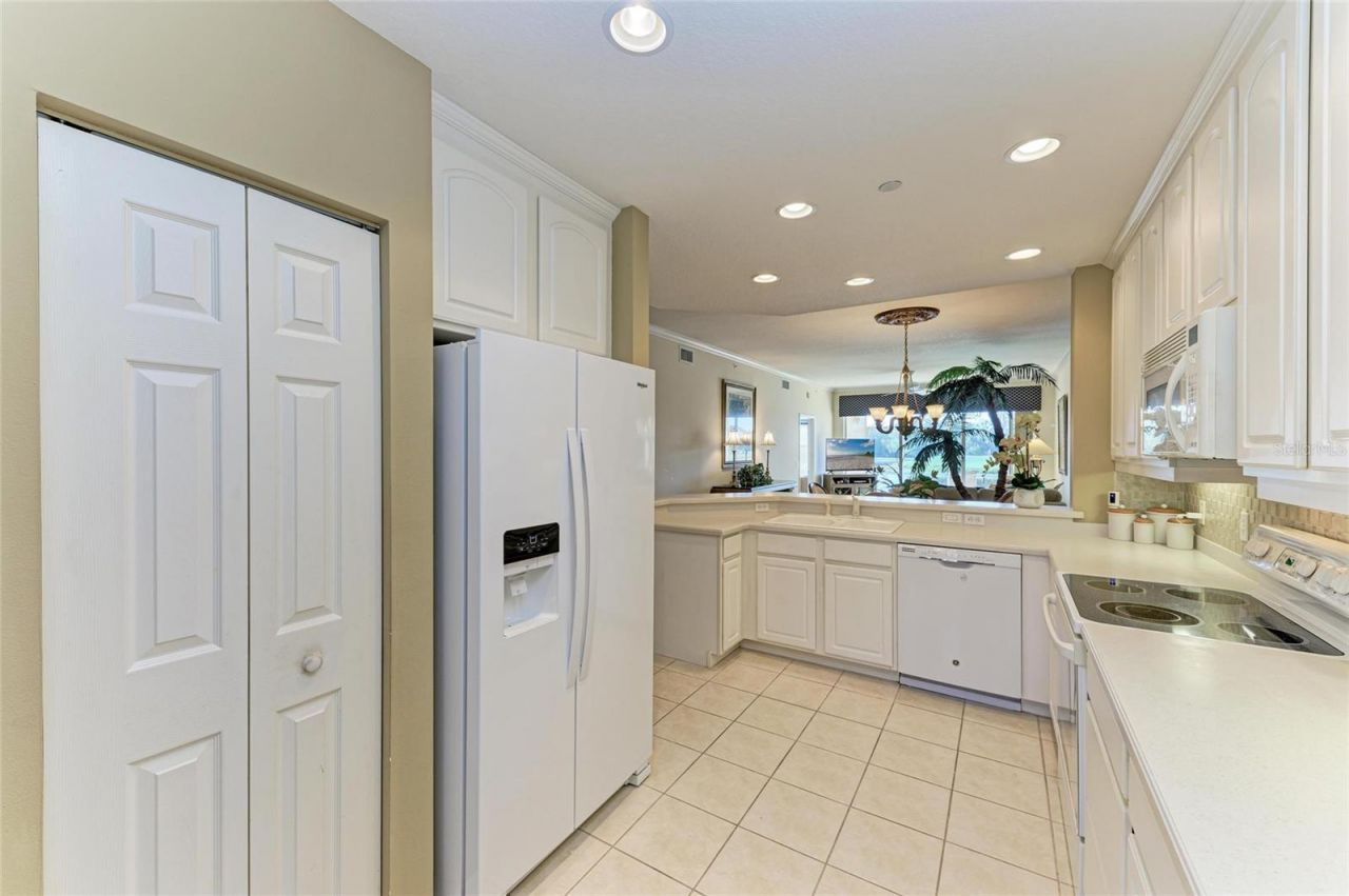 8422 Wethersfield Run, Unit 103, Lakewood Ranch, FL 34202 Photo