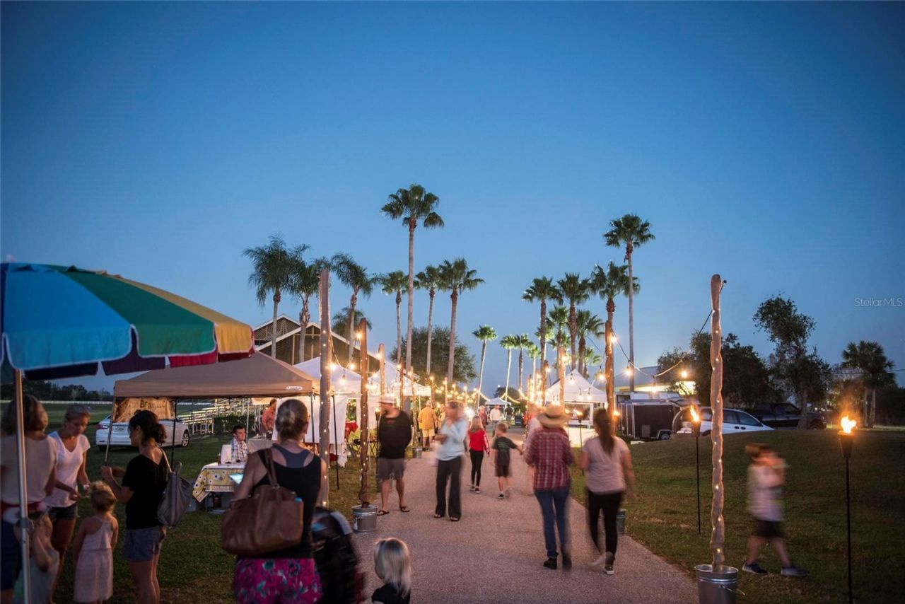 8422 Wethersfield Run, Unit 103, Lakewood Ranch, FL 34202 Photo