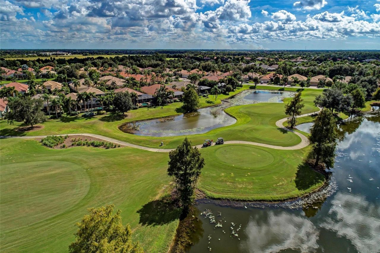 8422 Wethersfield Run, Unit 103, Lakewood Ranch, FL 34202 Photo