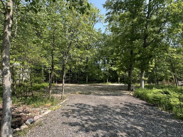 22 Walden Way, New Buffalo, MI 49117