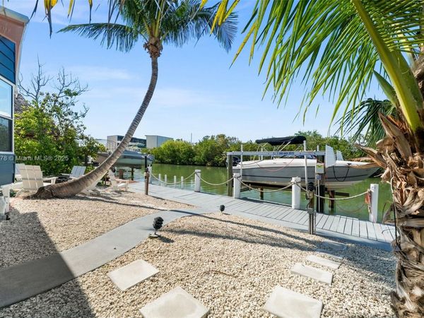 648 E Palm dr, Marco Island, FL 34140