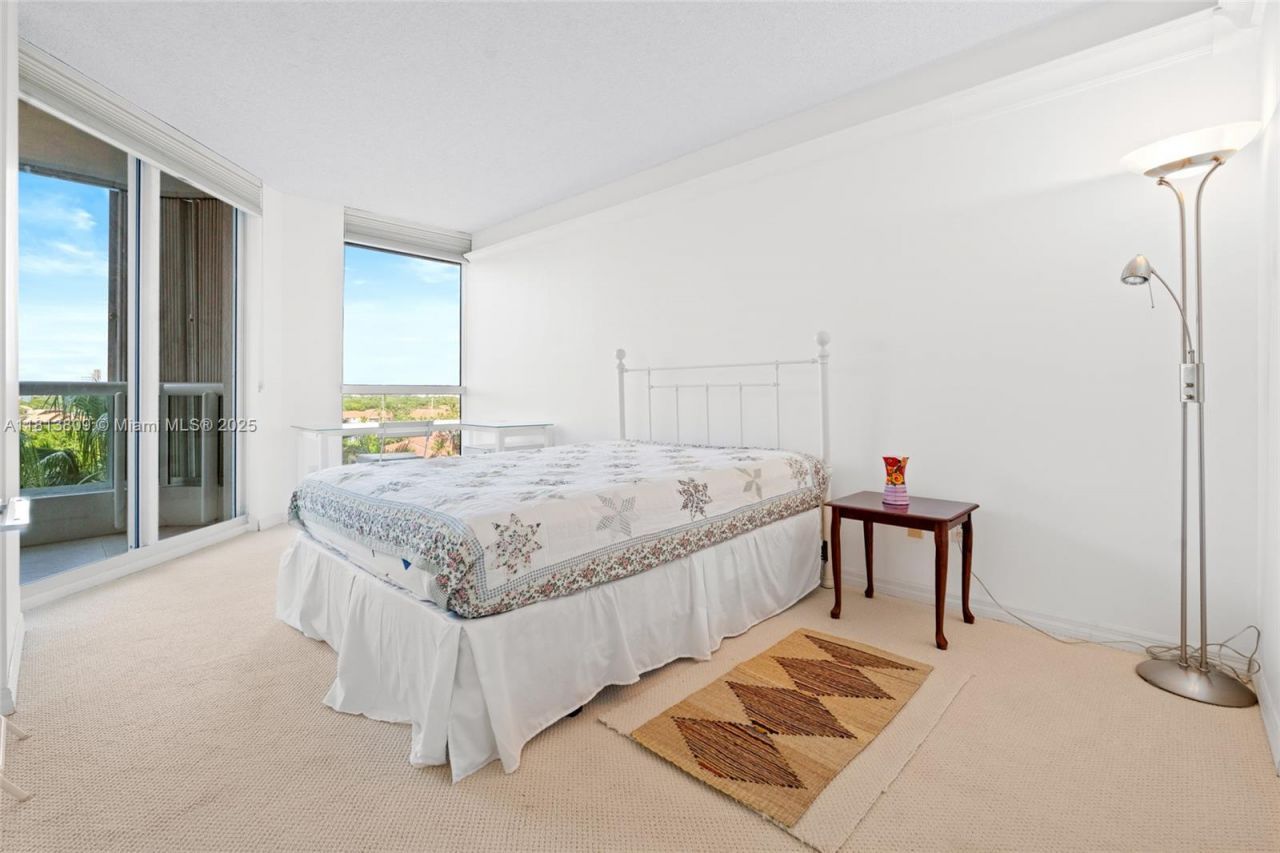 21205 Yacht Club Dr, Unit 707, Aventura, FL 33180 Photo