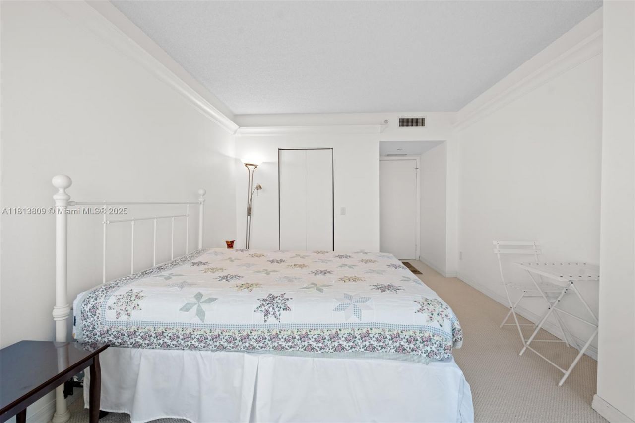 21205 Yacht Club Dr, Unit 707, Aventura, FL 33180 Photo