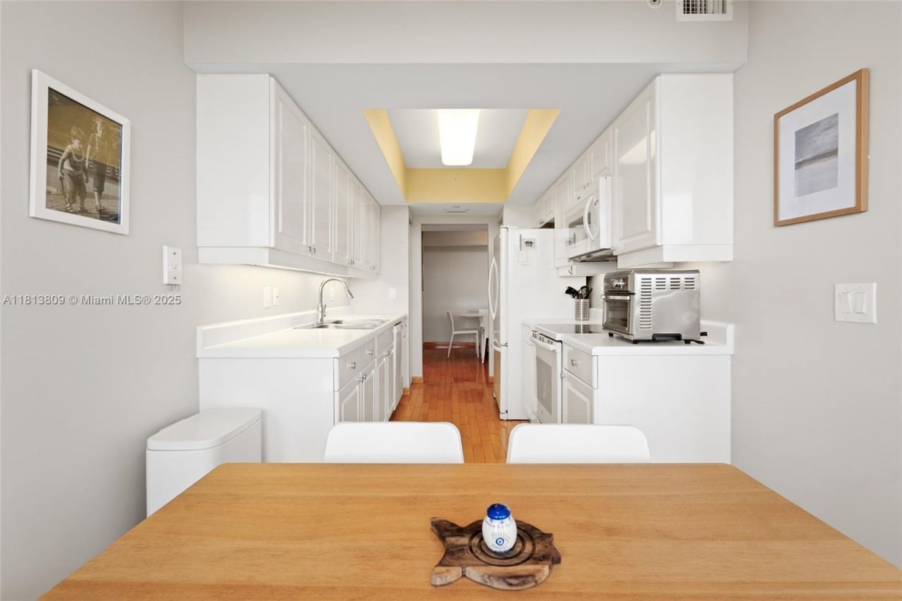 21205 Yacht Club Dr, Unit 707, Aventura, FL 33180 Photo