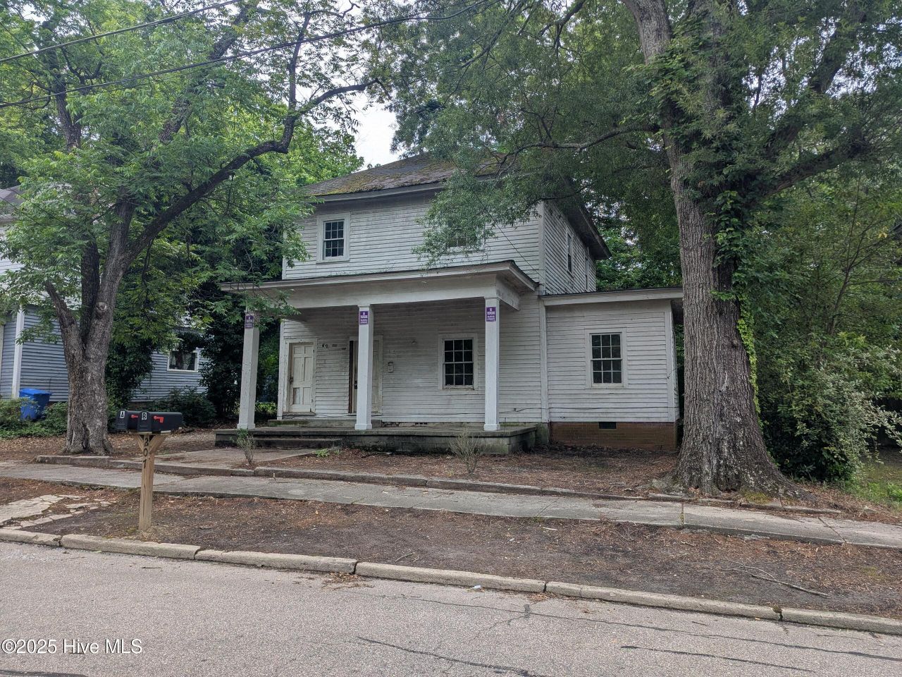 207 Bruton Street W, Wilson, NC 27893 Main Photo