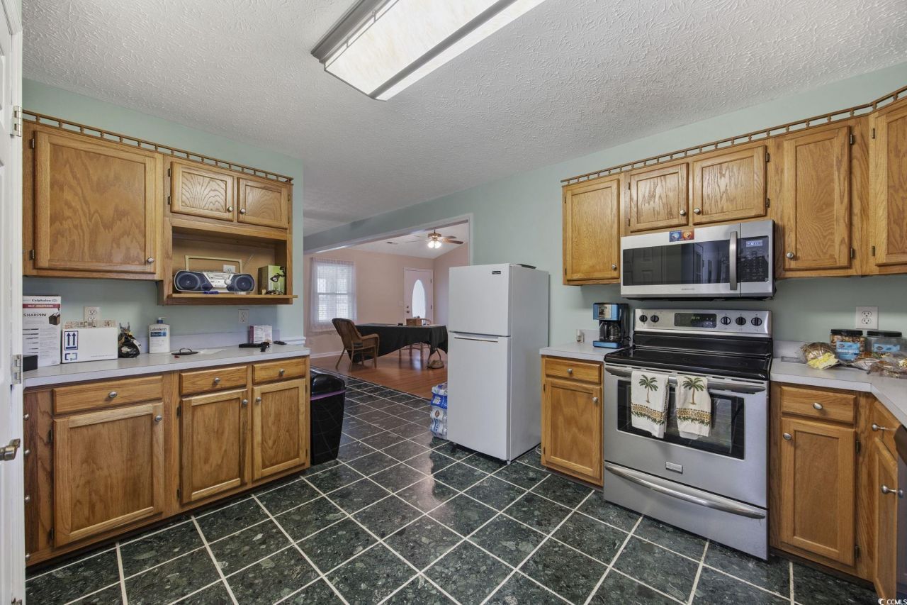 1342 Highway 90 Photo 5
