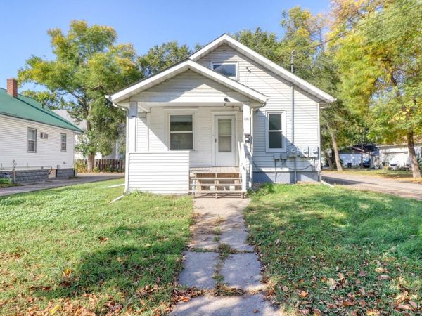 1010 University Drive N, Fargo, ND 58102