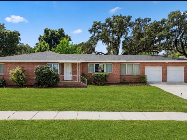 111 E ORANGE STREET, DAVENPORT, FL 33837