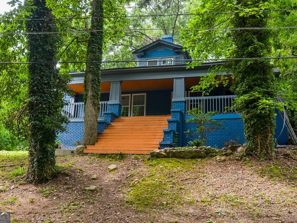 3 Roseway Circle NE, Rome, GA 30161