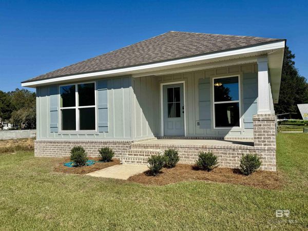 2036 W Union Avenue, Loxley, AL 36551