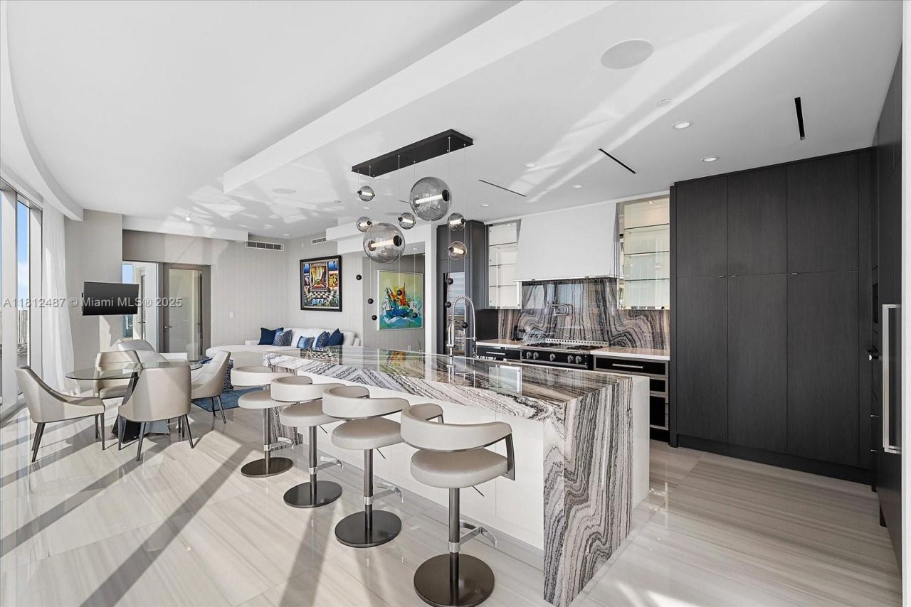 17901 Collins Ave, Unit 3004, Sunny Isles Beach, FL 33160 Photo