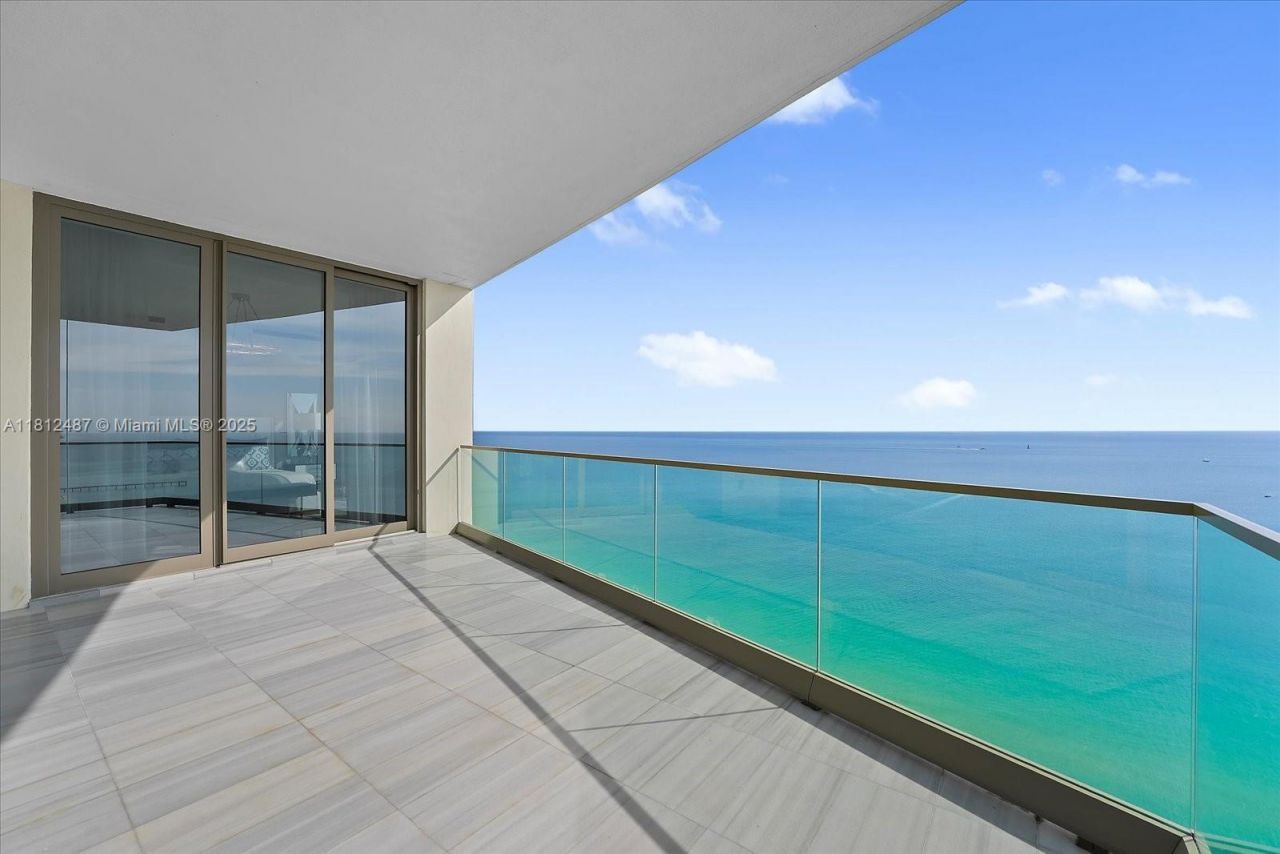 17901 Collins Ave, Unit 3004, Sunny Isles Beach, FL 33160 Photo