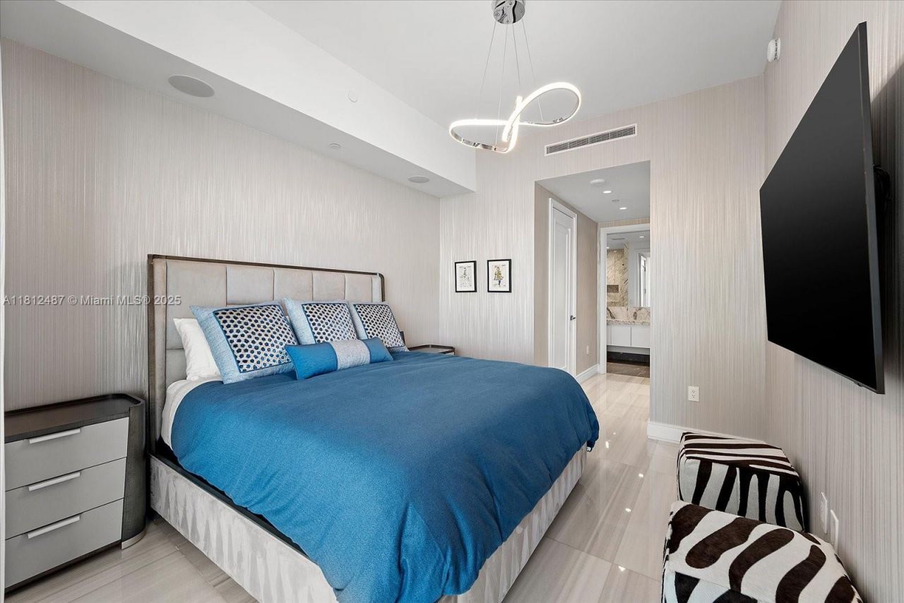 17901 Collins Ave, Unit 3004, Sunny Isles Beach, FL 33160 Photo