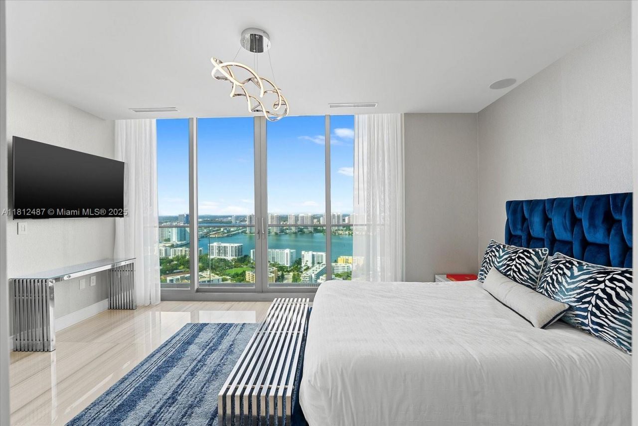 17901 Collins Ave, Unit 3004, Sunny Isles Beach, FL 33160 Photo