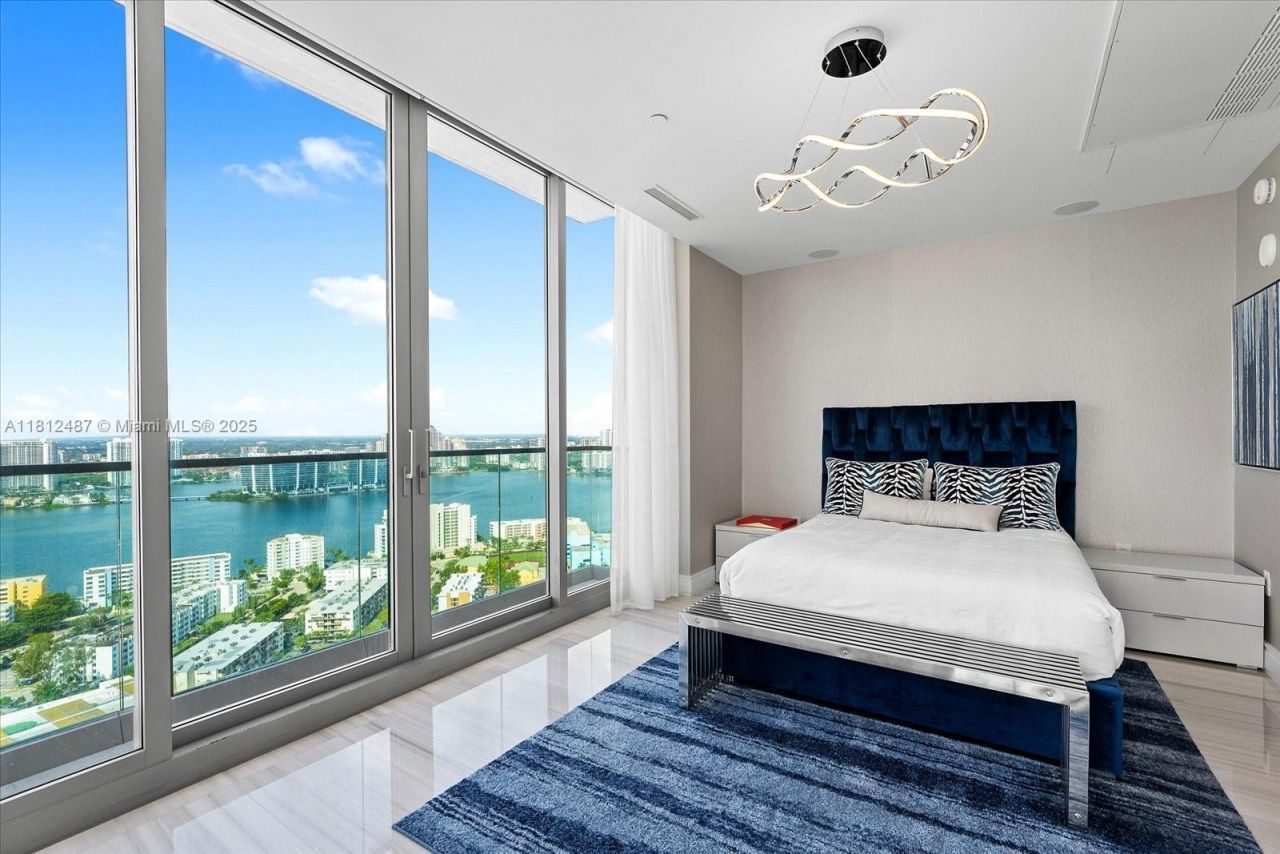 17901 Collins Ave, Unit 3004, Sunny Isles Beach, FL 33160 Photo