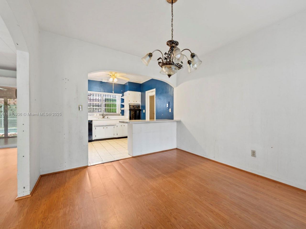 12480 Keystone Island Dr, North Miami, FL 33181 Photo