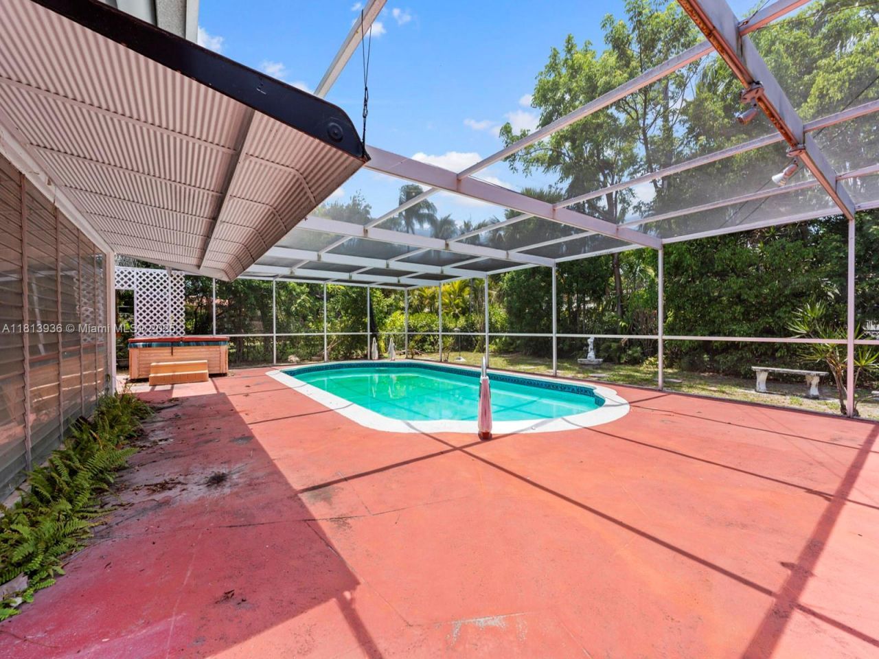 12480 Keystone Island Dr, North Miami, FL 33181 Photo