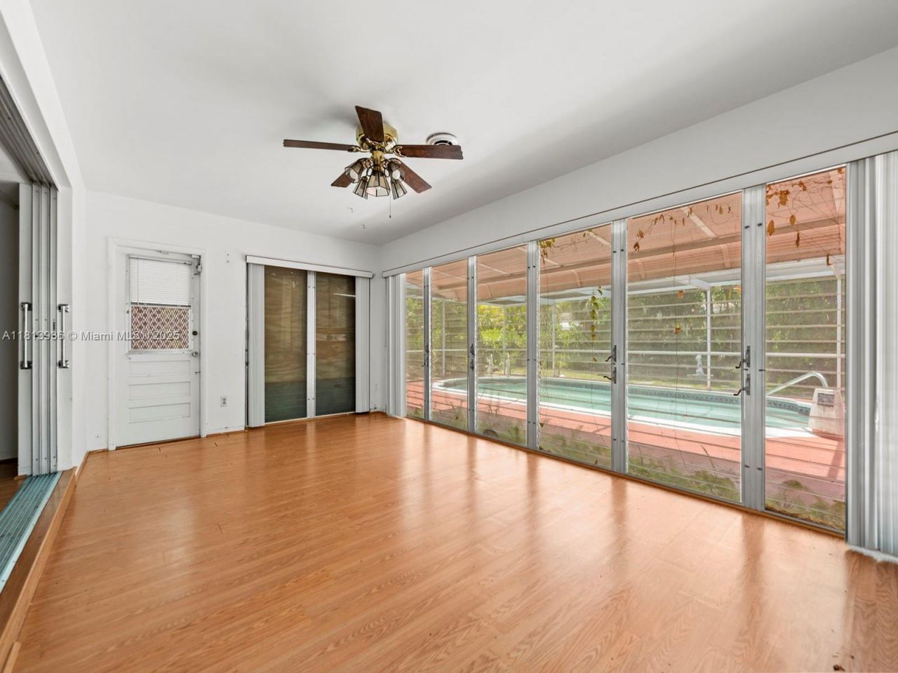 12480 Keystone Island Dr, North Miami, FL 33181 Photo