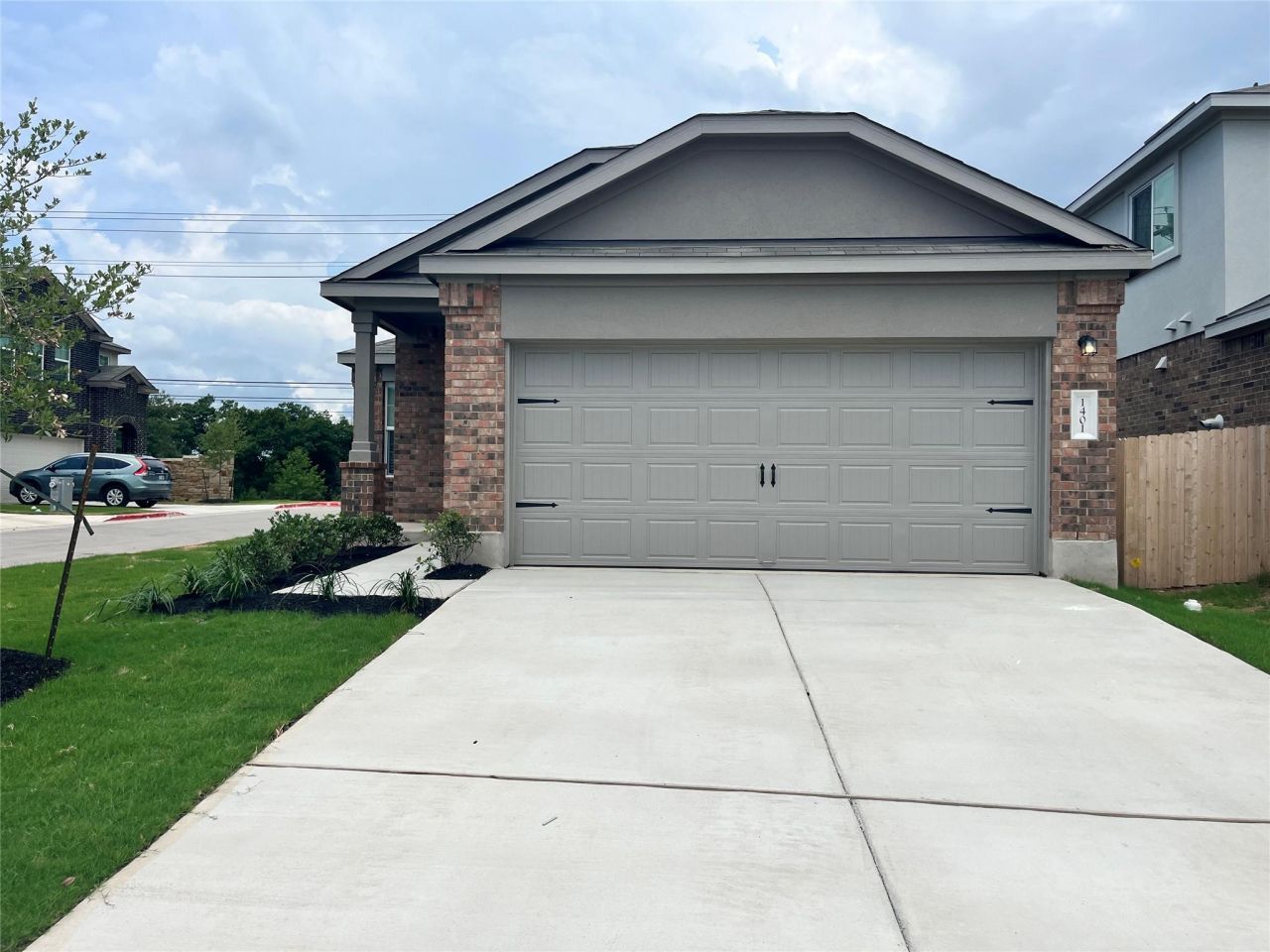 1401 Roaming Oak Bnd, Georgetown, TX 78628 Main Photo