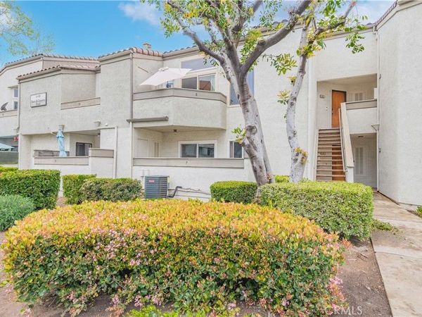 7 Town And Country Road, Phillips Ranch, CA 91766