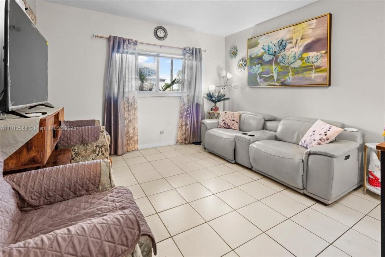 3030 SW 117th Ave, Davie, FL 33330 Photo