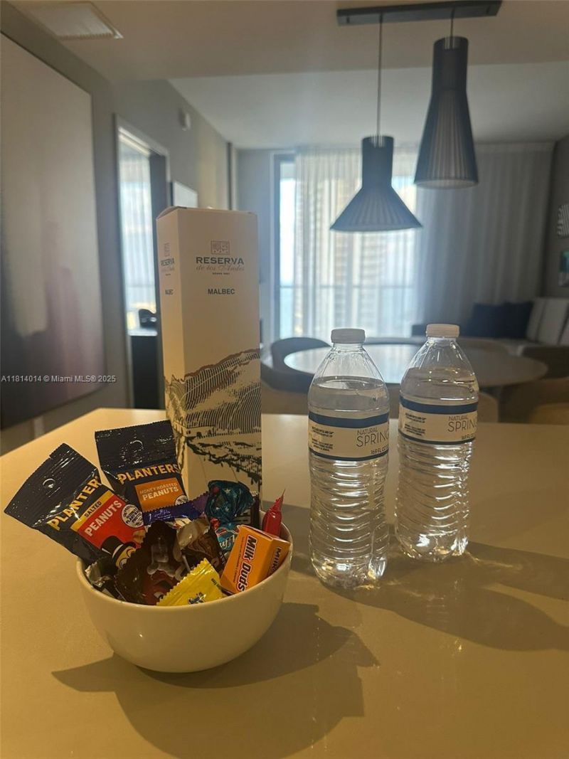 4010 S Ocean Dr, Unit R1707, Hollywood, FL 33019 Photo