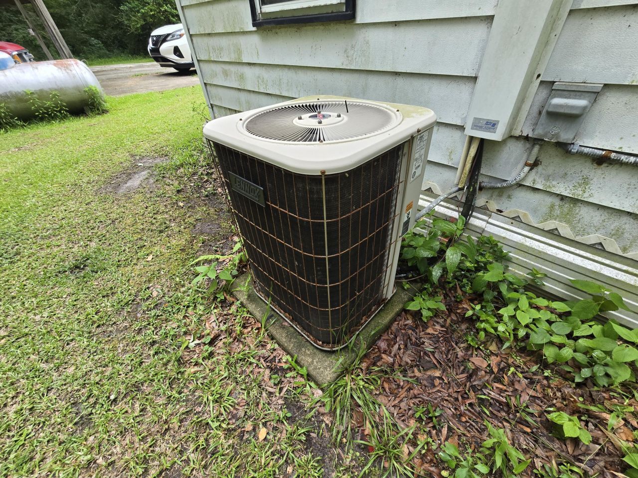 2200 State Road Road Photo 9