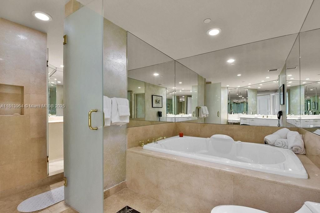 19955 NE 38th Ct, Unit 1701, Aventura, FL 33180 Photo