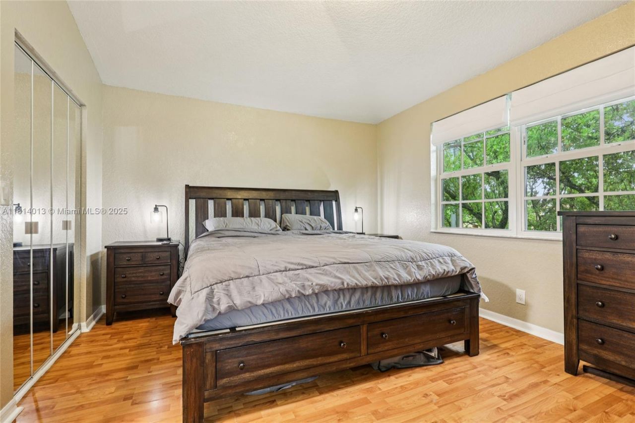 3860 NW 90th Way, Sunrise, FL 33351 Photo