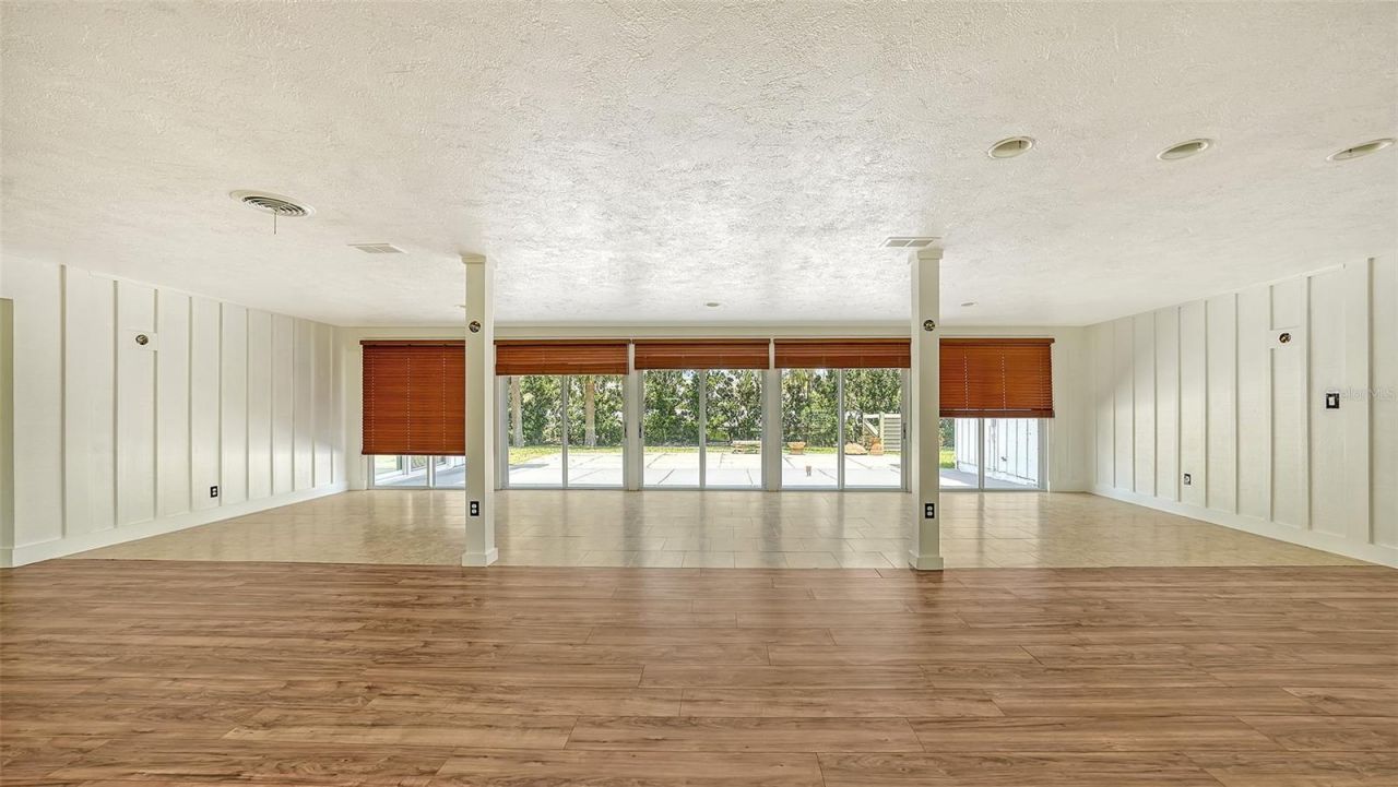 223 Seagull Lane, Sarasota, FL 34236 Photo