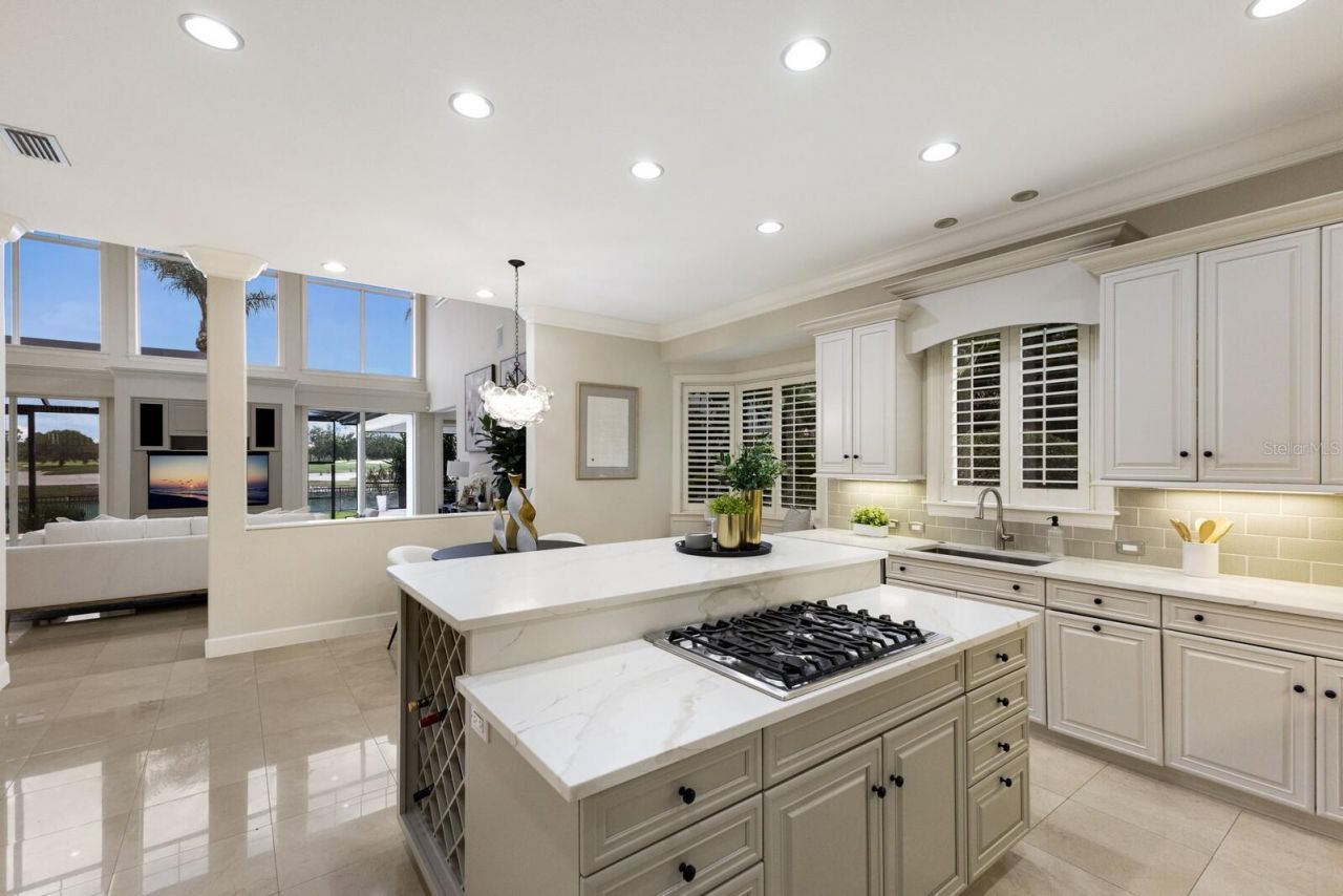 6919 Westchester Circle, Lakewood Ranch, FL 34202 Photo