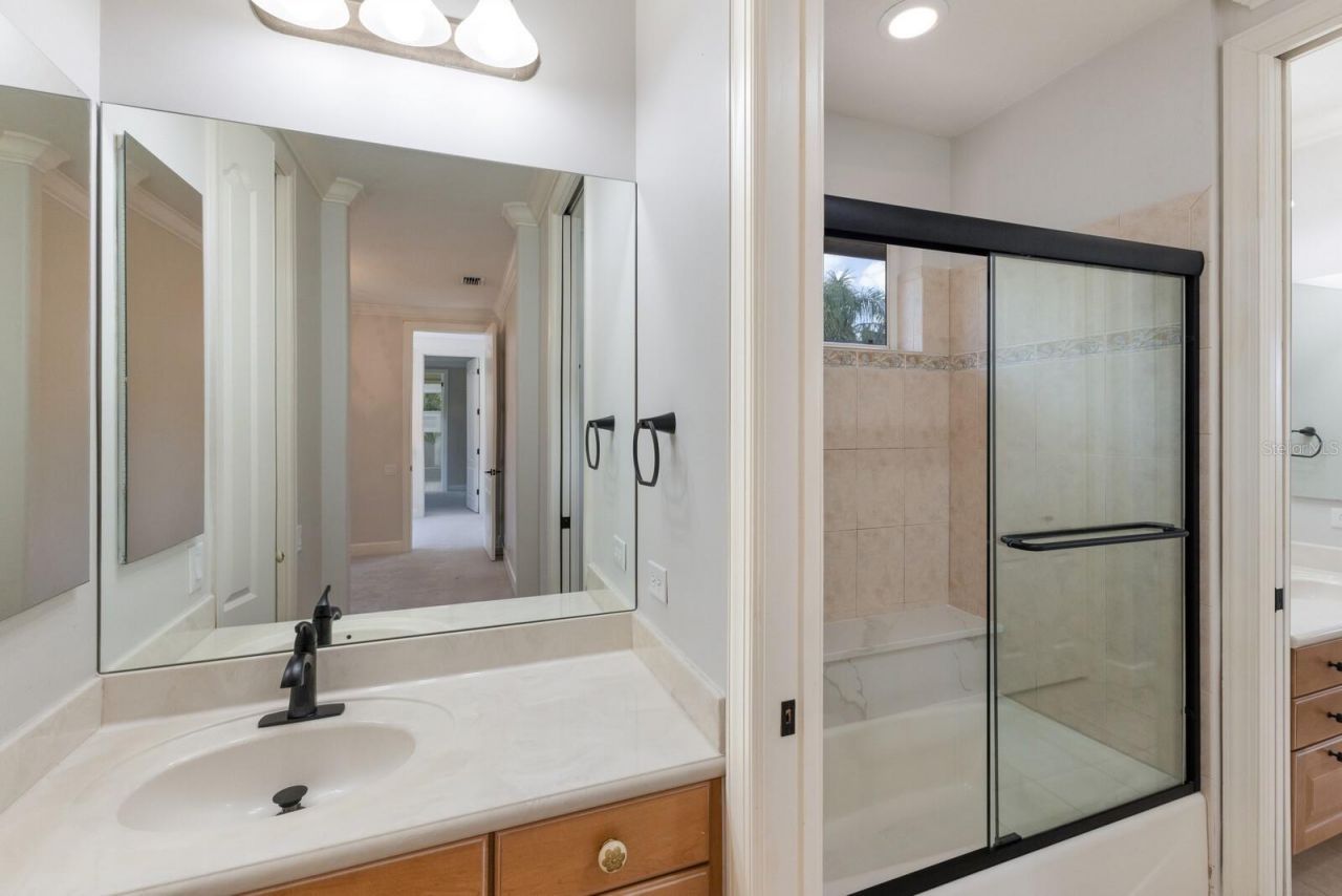 6919 Westchester Circle, Lakewood Ranch, FL 34202 Photo