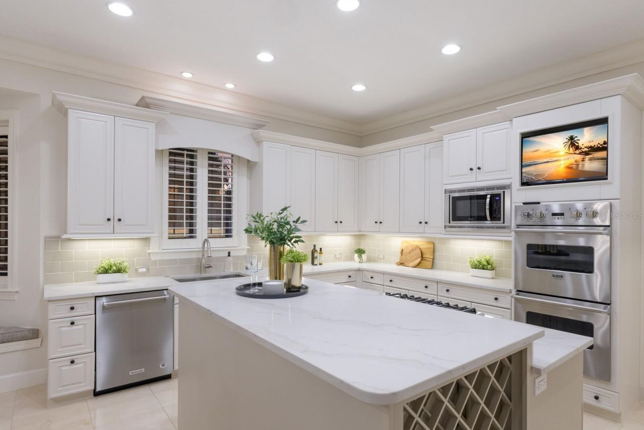 6919 Westchester Circle, Lakewood Ranch, FL 34202 Photo