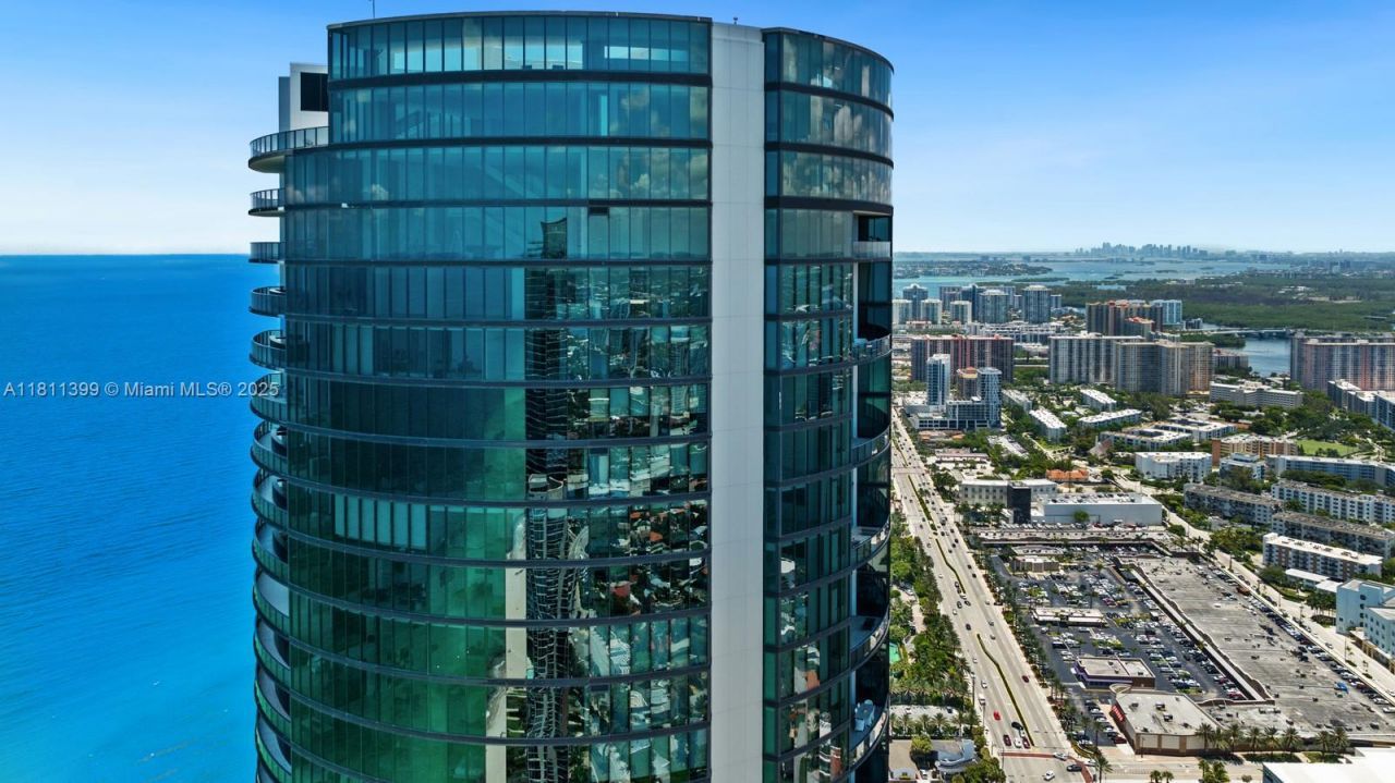 18555 Collins Ave, Unit 4603, Sunny Isles Beach, FL 33160 Photo