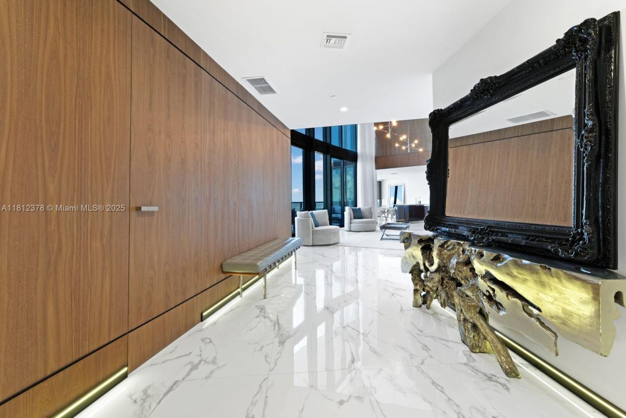 18555 Collins Ave, Unit 4603, Sunny Isles Beach, FL 33160 Photo