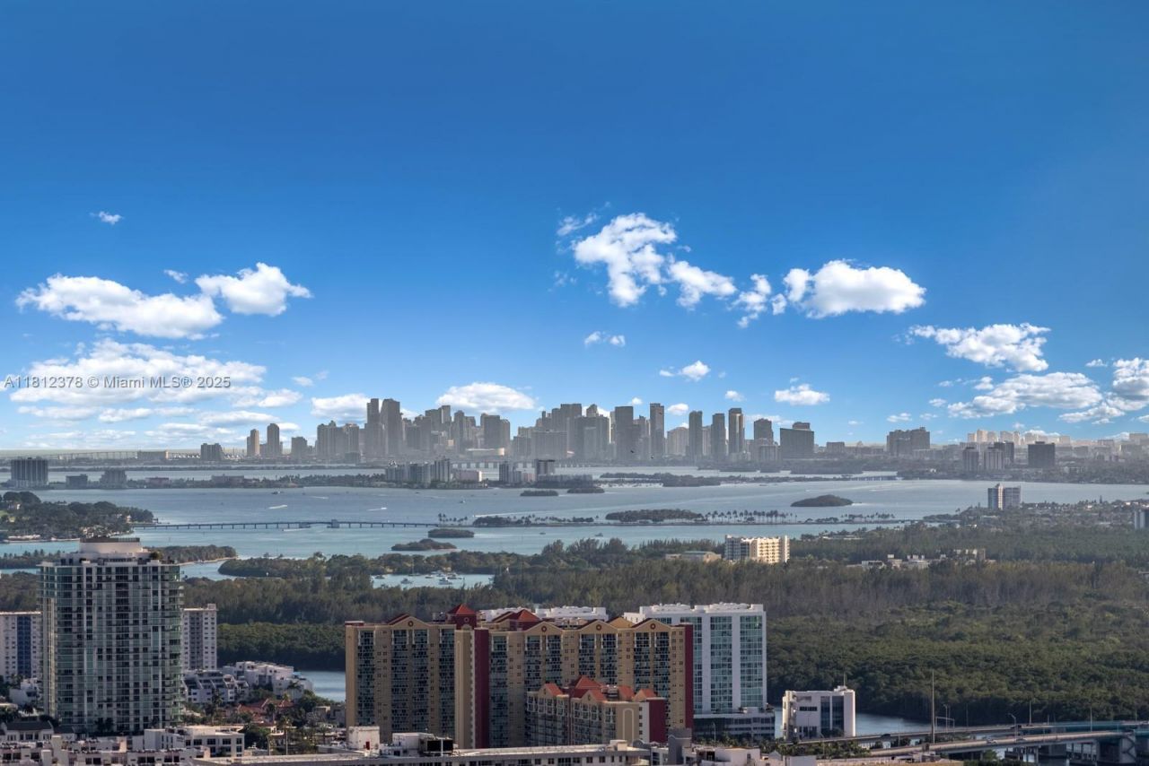 18555 Collins Ave, Unit 4603, Sunny Isles Beach, FL 33160 Photo