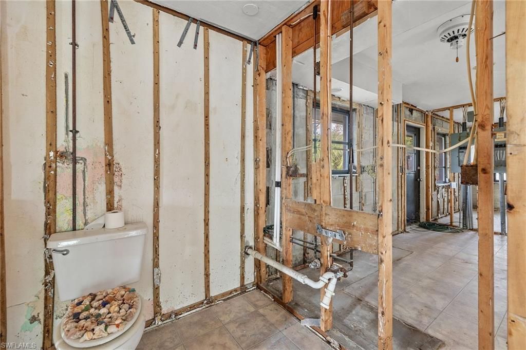 1544 Periwinkle Way, Sanibel, FL 33957 Photo