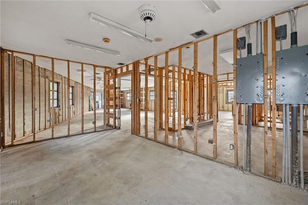 1544 Periwinkle Way, Sanibel, FL 33957 Photo