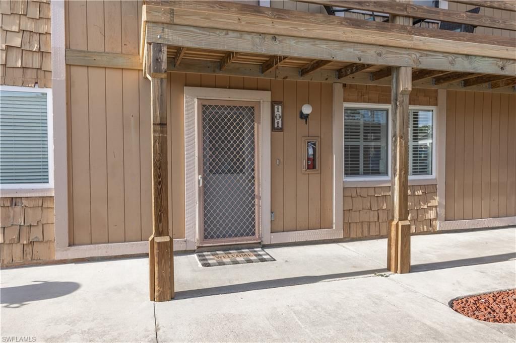 1313 SW 16th Ter, Unit 101, Cape Coral, FL 33991 Photo