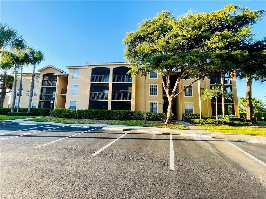 8754 River Homes Ln, Unit 8205, Bonita Springs, FL 34135 Photo