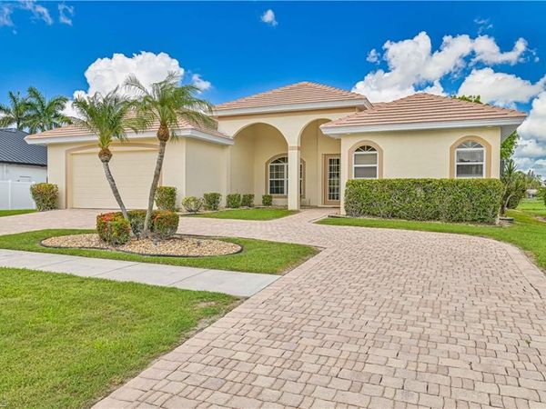 4255 Perth CT, NORTH FORT MYERS, FL 33903