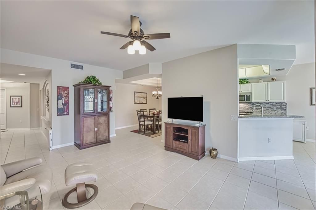 10011 Sky View Way, Unit 1803, Fort Myers, FL 33913 Photo