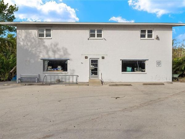 905 Fitzhugh ST, SANIBEL, FL 33957