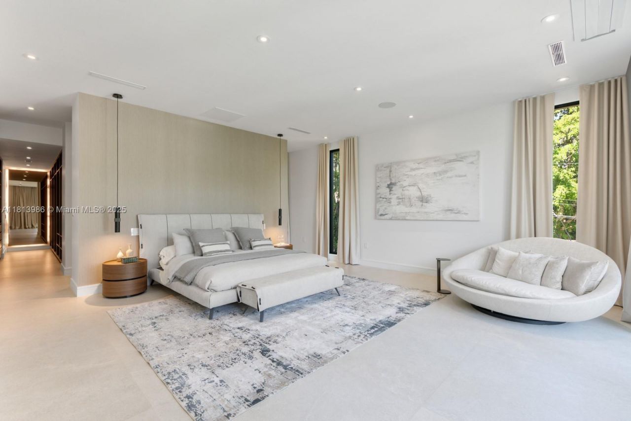 4010 Park Ave, Miami, FL 33133 Photo